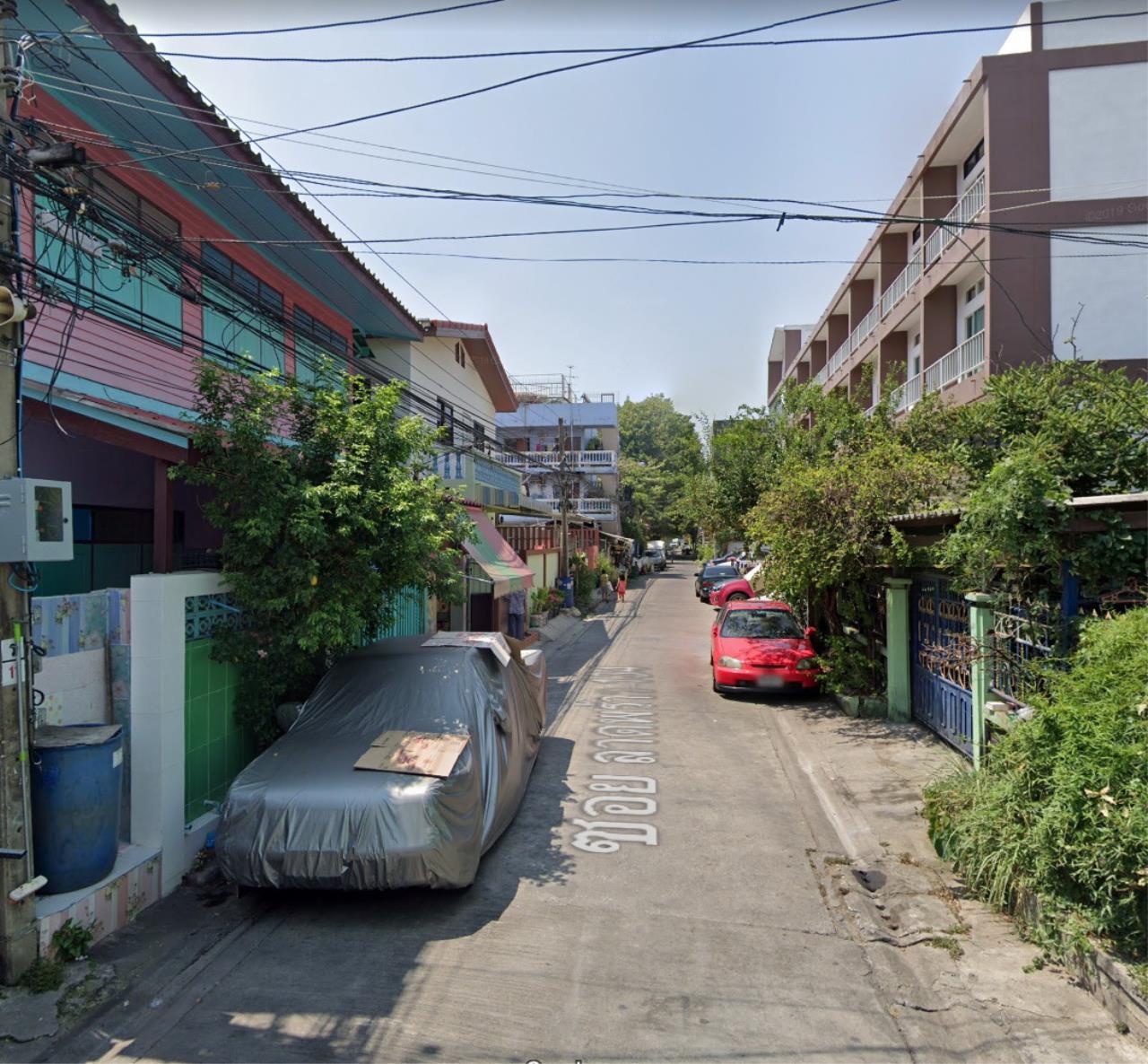 39700-ขายบ้านเดี่ยว ถ.ลาดพร้าว 134 เนื้อที่ 53 ตร.ว. ใกล้ MRT สถานีบางกะปิ Gallery Image